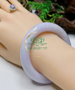 Vòng ngọc tím 