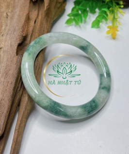 Vòng cẩm thạch xanh đậu 