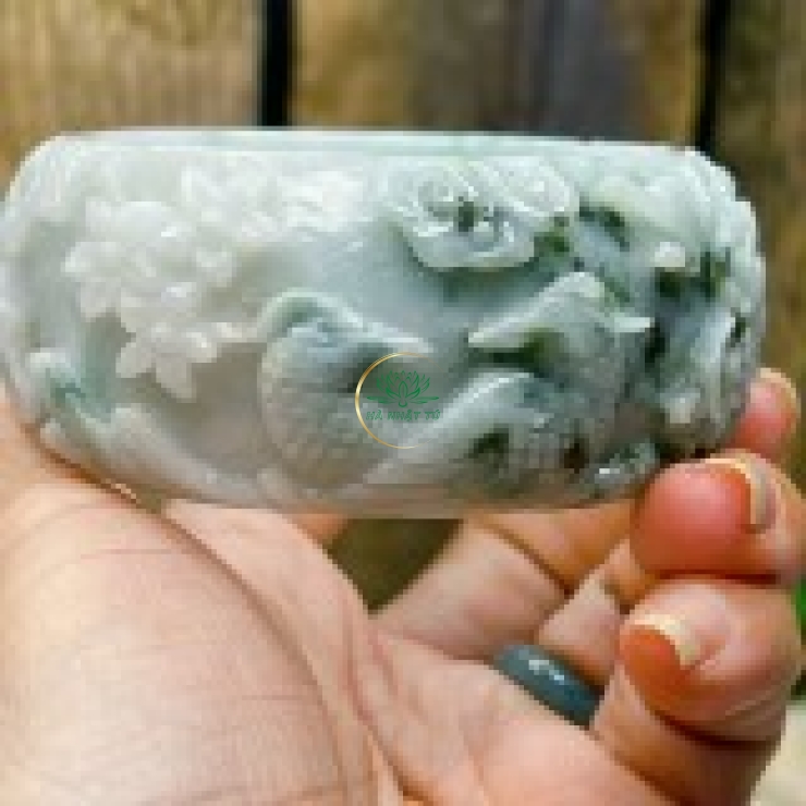Vòng chạm siêu đẹp 1 