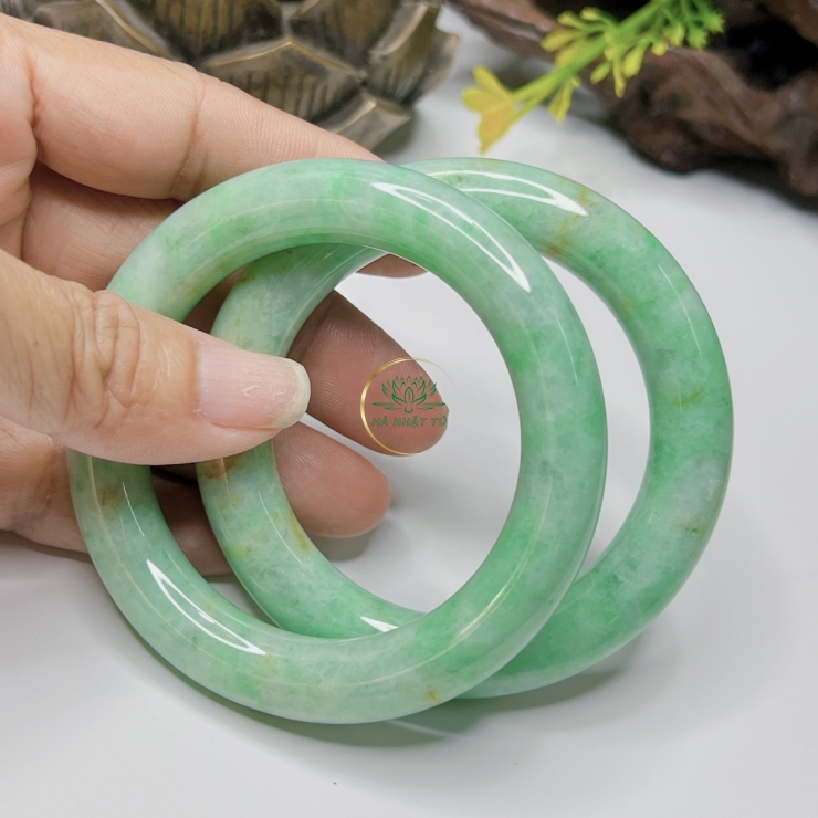 Vòng ngọc xanh táo 