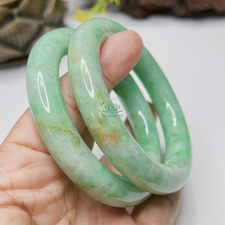 Vòng ngọc xanh táo 