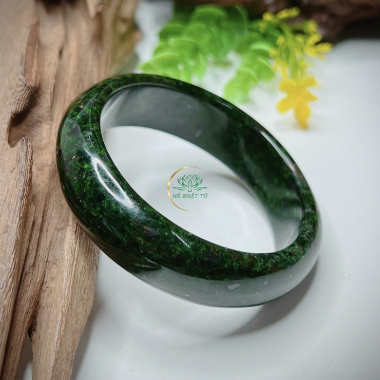 Vòng sơn thuỷ 