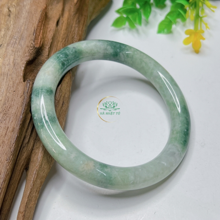 Vòng cẩm thạch xanh đậu 