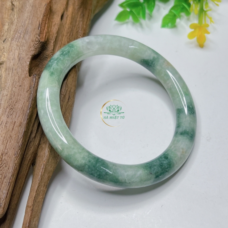 Vòng cẩm thạch xanh đậu 