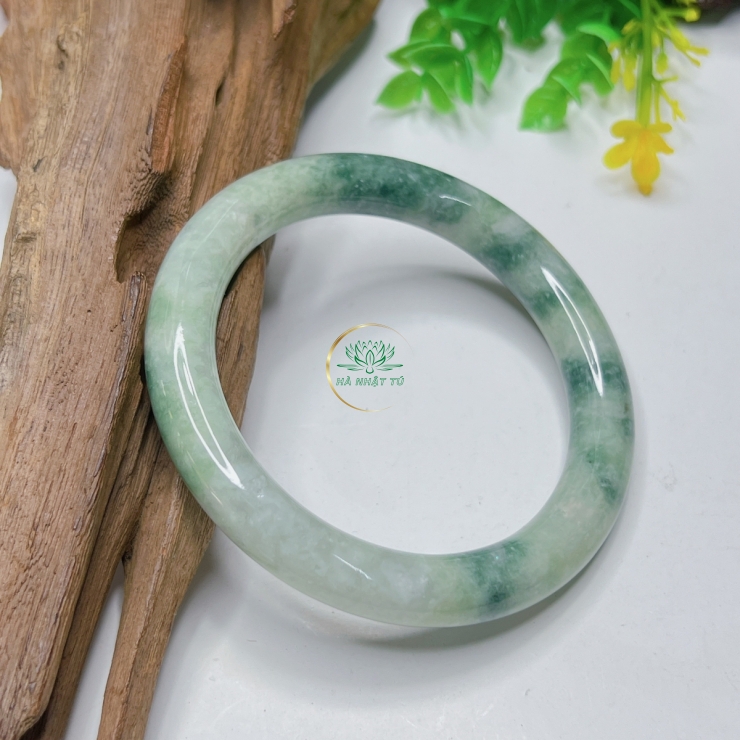 Vòng cẩm thạch xanh đậu 