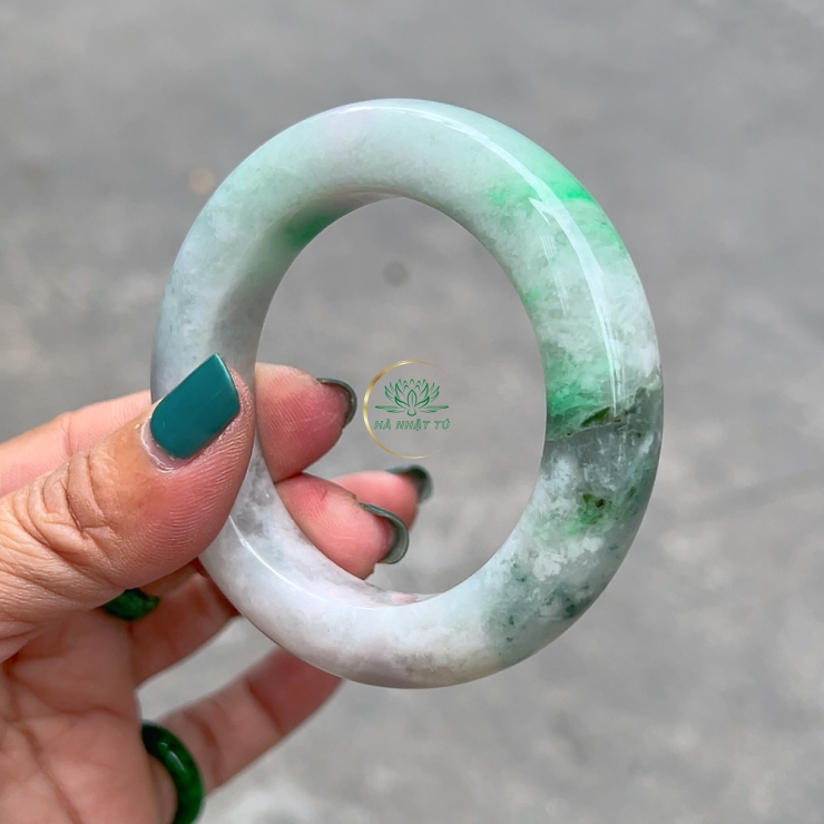 Cẩm thạch màu tam tài 