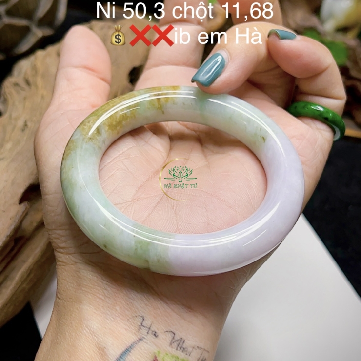 Vòng cẩm thạch tam tài