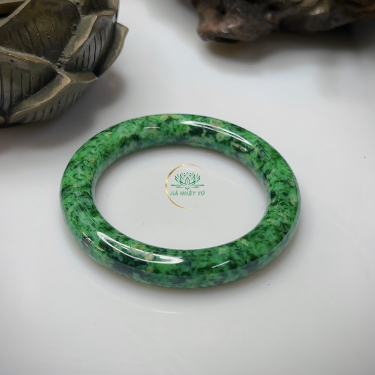 Vòng cẩm thạch sơn thuỷ lý tươi 