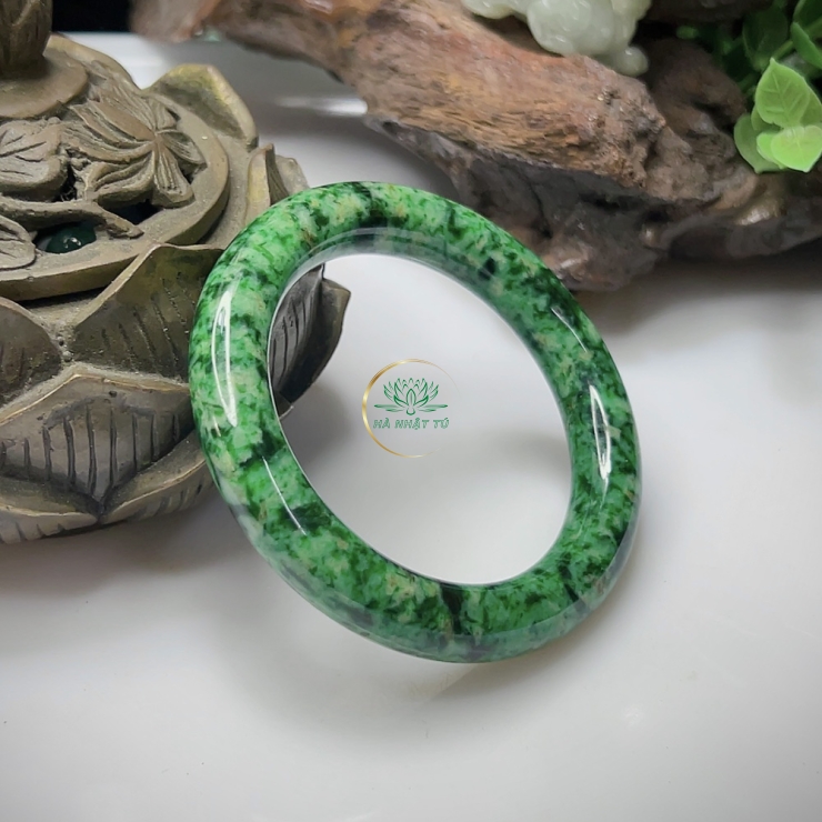 Vòng cẩm thạch sơn thuỷ lý tươi 