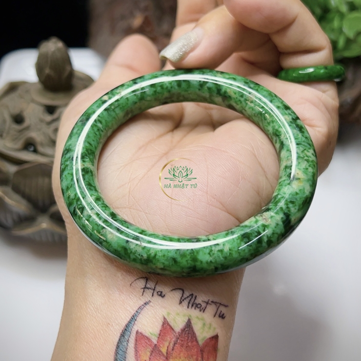 Vòng cẩm thạch sơn thuỷ lý tươi 