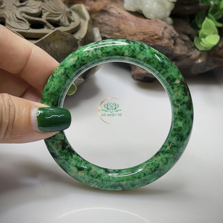 Vòng cẩm thạch sơn thuỷ lý tươi 